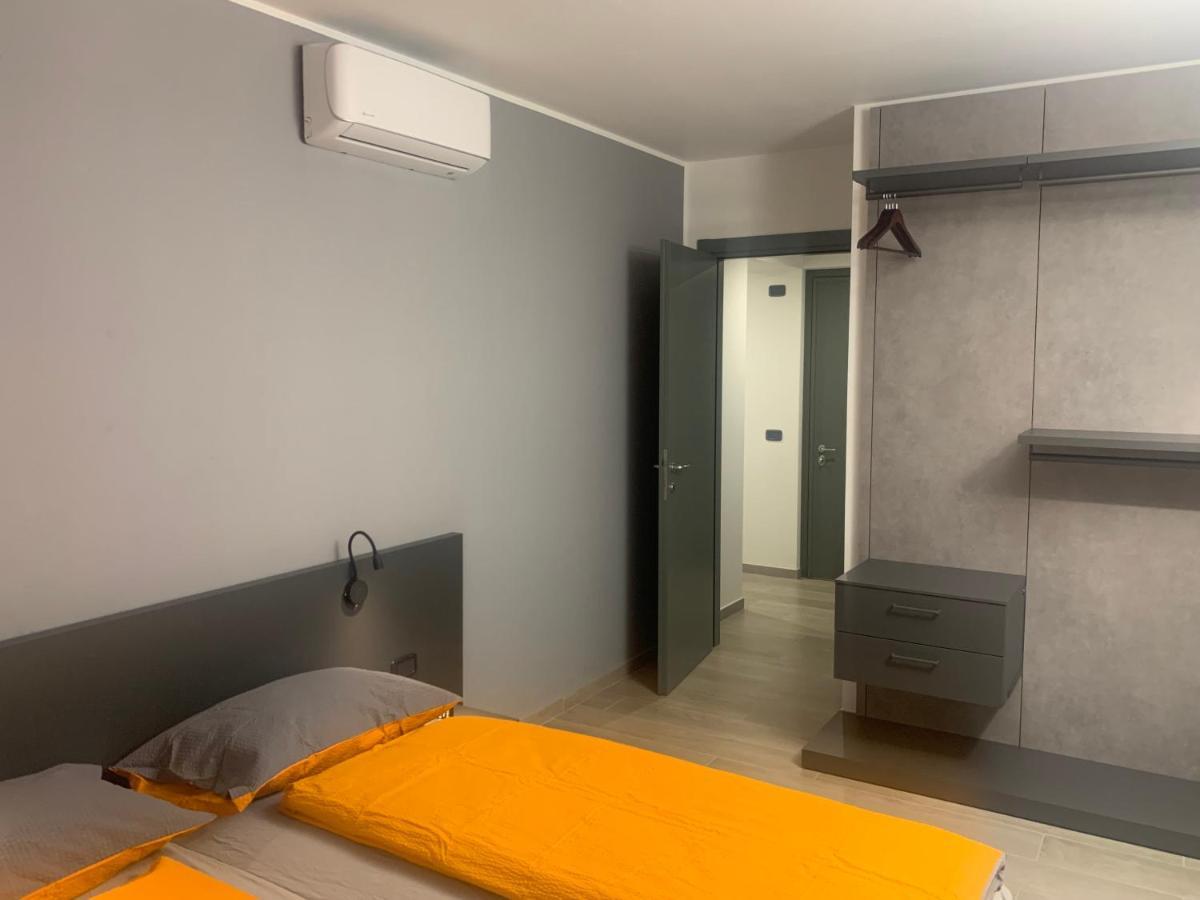 Rivacentro 2 Lägenhet Exteriör bild